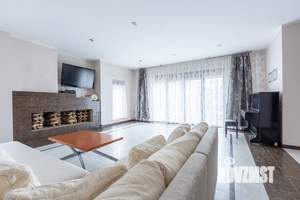 Коттедж 471м², 2-этажный, участок 15 сот.  
