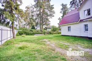 Дом 220м², 2-этажный, участок 15 сот.  