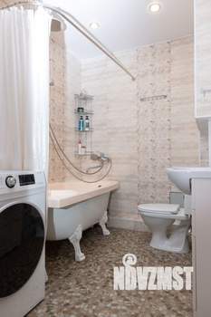 Таунхаус 100м², 2-этажный, участок 2 сот.  