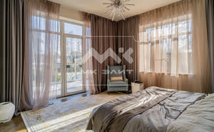 Дом 404м&sup2;, 3-этажный, участок 6 сот.  