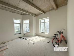 Дом 841м², 3-этажный, участок 23 сот.  