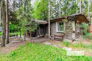 Дом 120м², 3-этажный, участок 10 сот.  