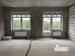 Таунхаус 130м&sup2;, 2-этажный, участок 1 сот.  