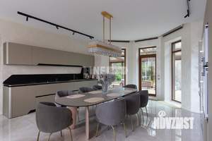 Коттедж 410м², 2-этажный, участок 18 сот.  