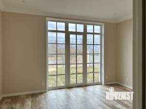 Коттедж 275м², 2-этажный, участок 11 сот.  