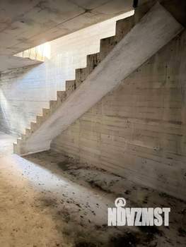 Дом 153м², 4-этажный, участок 2 сот.  