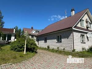Дом 645м², 2-этажный, участок 26 сот.  