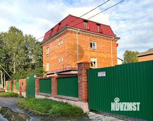 Дом 203м², 3-этажный, участок 10 сот.  