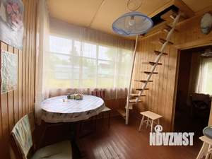 Дом 40м², 2-этажный, участок 8 сот.  