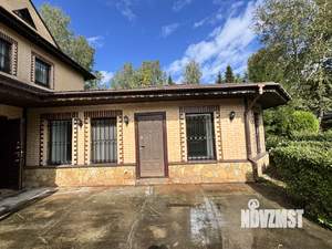 Дом 600м², 3-этажный, участок 14 сот.  