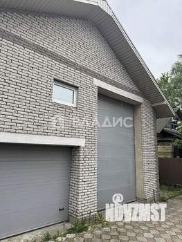 Дом 166м², 2-этажный, участок 6 сот.  