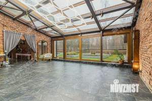 Дом 350м², 2-этажный, участок 270 сот.  