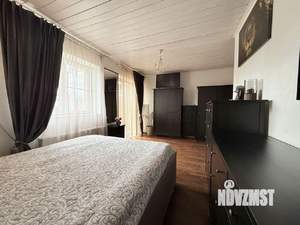 Дом 260м², 3-этажный, участок 13 сот.  