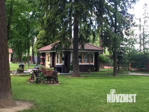 Дом 300м², 2-этажный, участок 70 сот.  