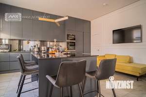 Коттедж 404м&sup2;, 3-этажный, участок 6 сот.  