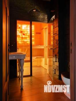 Коттедж 297м², 2-этажный, участок 8 сот.  