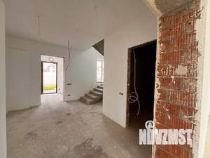Дом 174м², 2-этажный, участок 9 сот.  