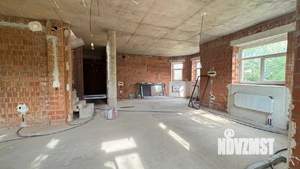 Дом 271м², 2-этажный, участок 18 сот.  