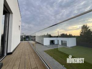 Коттедж 347м&sup2;, 2-этажный, участок 12 сот.  