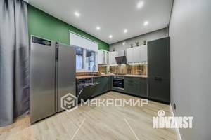 Дом 172м², 2-этажный, участок 9 сот.  