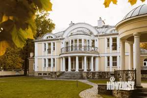 Коттедж 726м², 2-этажный, участок 19 сот.  