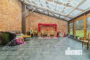 Дом 350м², 2-этажный, участок 270 сот.  