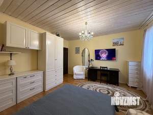 Дом 260м², 3-этажный, участок 13 сот.  