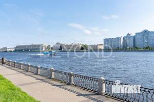 Дом 1713м², 2-этажный, участок 29 сот.  