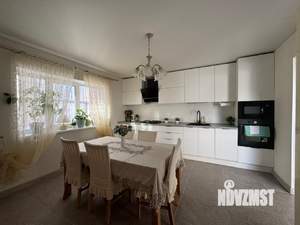 Дом 322м², 2-этажный, участок 6 сот.  