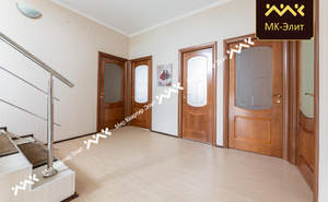 Дом 284м², 3-этажный, участок 8 сот.  