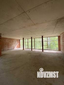 Дом 210м², 3-этажный, участок 4 сот.  