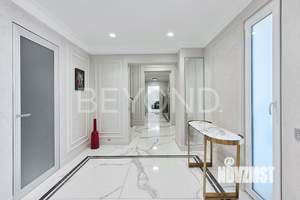 Дом 595м², 3-этажный, участок 12 сот.  