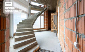 Дом 508м&sup2;, 2-этажный, участок 15 сот.  