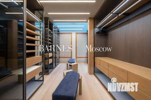 Таунхаус 281м², 4-этажный, участок 3 сот.  