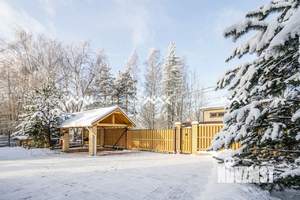 Дом 340м², 3-этажный, участок 16 сот.  