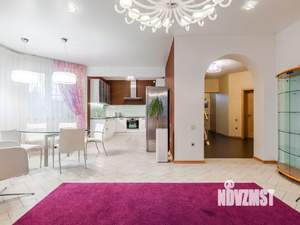 Коттедж 230м², 2-этажный, участок 23 сот.  
