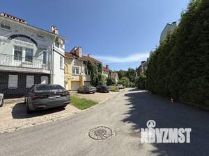 Таунхаус 205м², 3-этажный, участок 6 сот.  