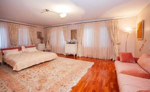 Дом 550м², 3-этажный, участок 40 сот.  