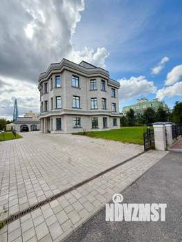 Дом 841м², 3-этажный, участок 23 сот.  