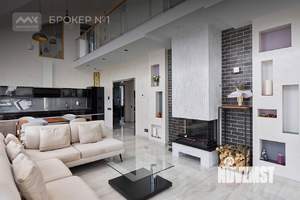 Дом 203м², 2-этажный, участок 12 сот.  