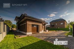 Дом 438м², 2-этажный, участок 12 сот.  