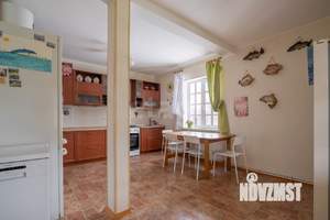 Дом 200м², 2-этажный, участок 11 сот.  