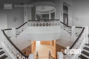 Коттедж 700м², 2-этажный, участок 50 сот.  