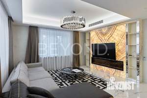 Дом 595м², 3-этажный, участок 12 сот.  