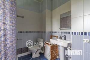 Дом 180м², 2-этажный, участок 10 сот.  