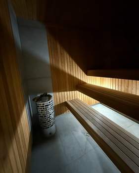 Дом 250м², 2-этажный, участок 14 сот.  