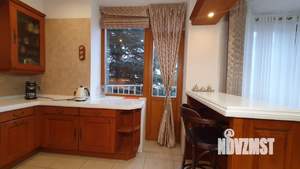 Таунхаус 180м², 3-этажный, участок 2 сот.  