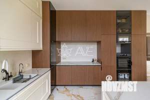 Дом 420м², 2-этажный, участок 25 сот.  