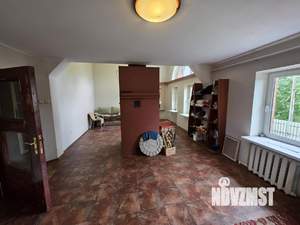 Дом 324м&sup2;, 3-этажный, участок 8 сот.  