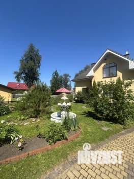 Дом 350м², 2-этажный, участок 28 сот.  